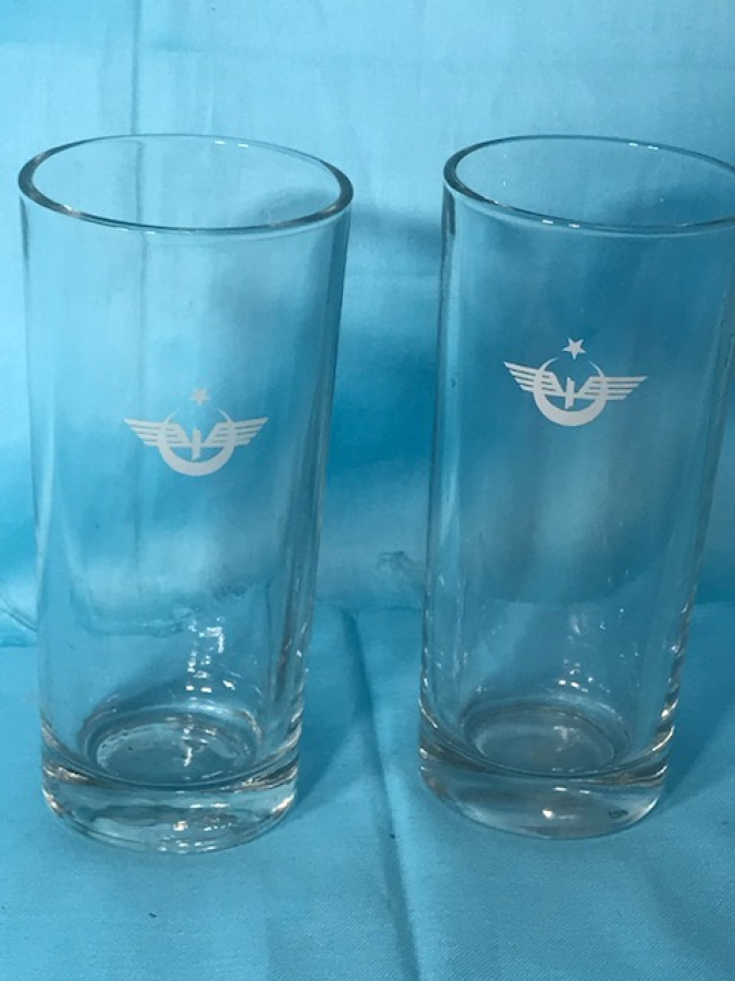 1940 TCDD  TÜRKİYE CUMHÜRİYETİ DEVLET DEMİR YOLLARI ŞEFFAF ARMALI  CİFT RAKI BARDAGI OLDUKCA KALIN CAMDAN YAPILMIŞDIR