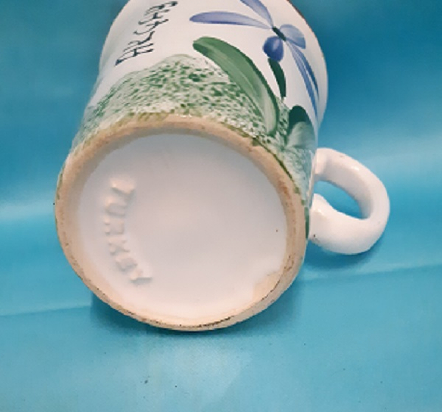 AKÇAY TÜRKİYE HATIRASI EL BOYAMAM SERAMİK KUPA  BARDAK 