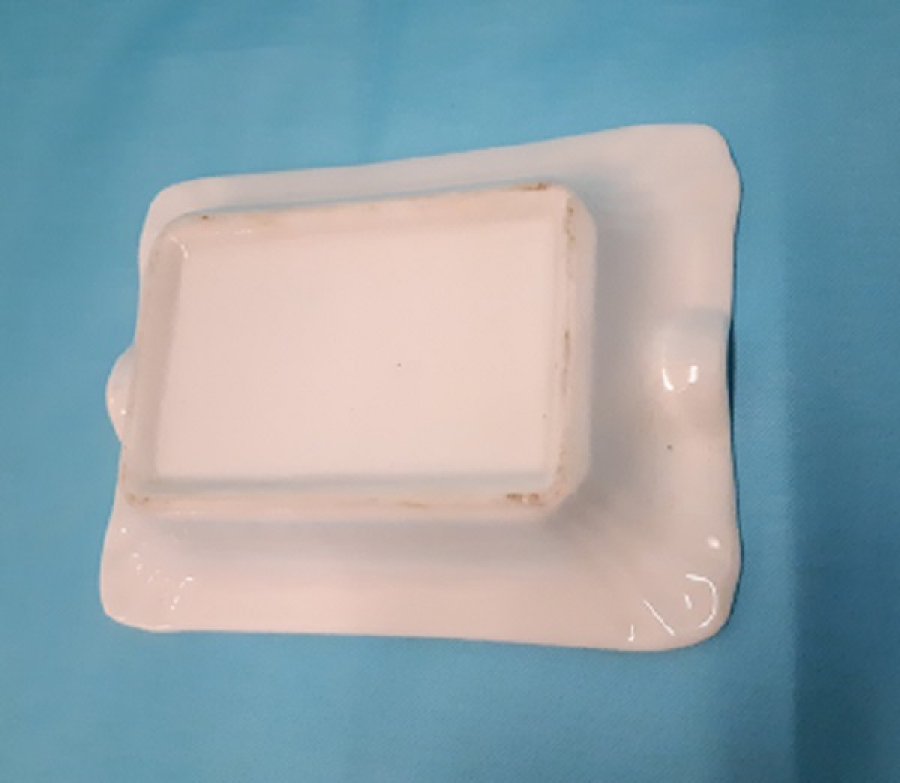 SIGARA TABLASI PORSELEN KÜLLÜK 