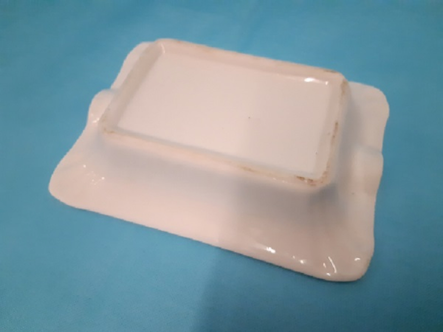 SIGARA TABLASI PORSELEN KÜLLÜK 