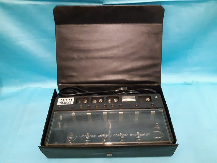 BED İENUNGS ANLEİTURG BL 12 H & H ÜNİVERSAL PİL ŞARJ ALETİ TÜM DOLABİLİR PİLLER