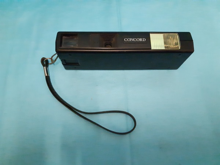 CONCORD 110 EF MEKANİK FOTOĞRAF MAKİNE 