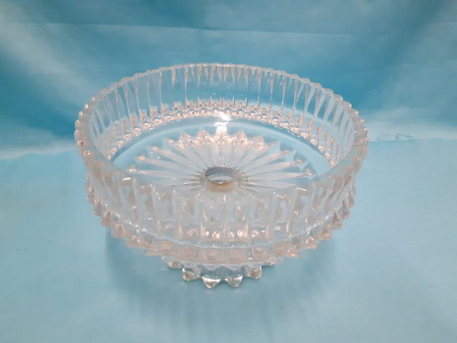 KRİSTAL CAM ŞEKERLİK İKRAMLIK AYAKLI 