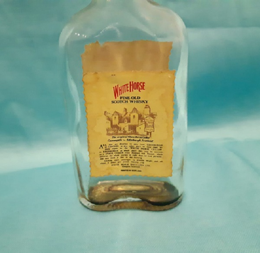 WHITE HORSE ALKOL UFAK MİNYATÜR  ŞİŞE 