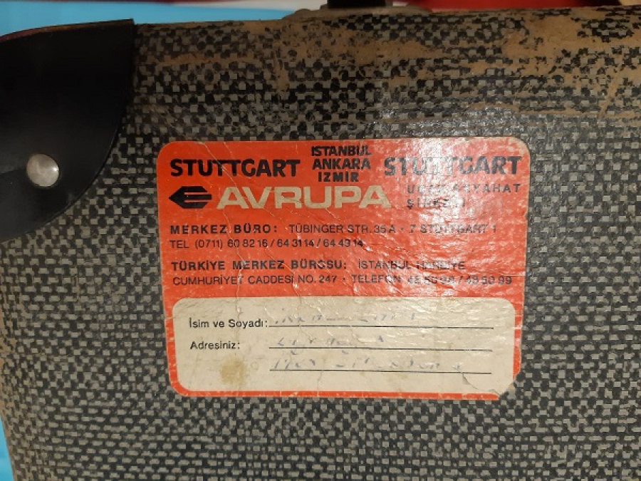 ORTA BOY 1960 KİLİTLİ SEYAHAT BAVUL 