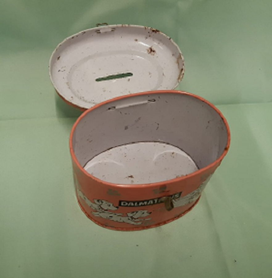 DALMAIANS PENBE KAPAKLI TENEKE KUMBARA 