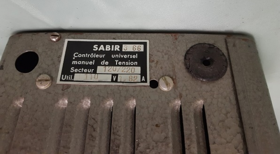 SABIR 366 VOLTAJ REGÜLATÖRÜ 110 220 VOLT AYARLI 11 KADEMELİ COK AMACLI