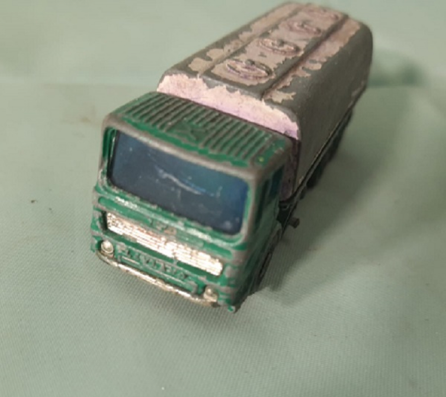 MATCHBOX SUPERFAST No.32c LEYLAND BP PETROL TANKER BOXED 1970 