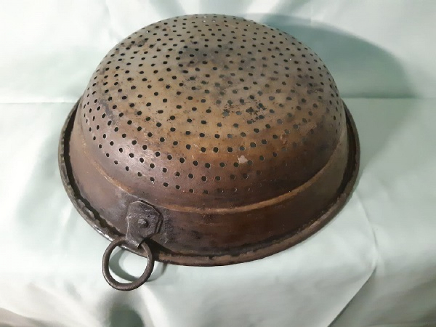 OSMANLI DÖVME EL YAPIM BAKIR KULPLU DELİKLİ KEVGİR 