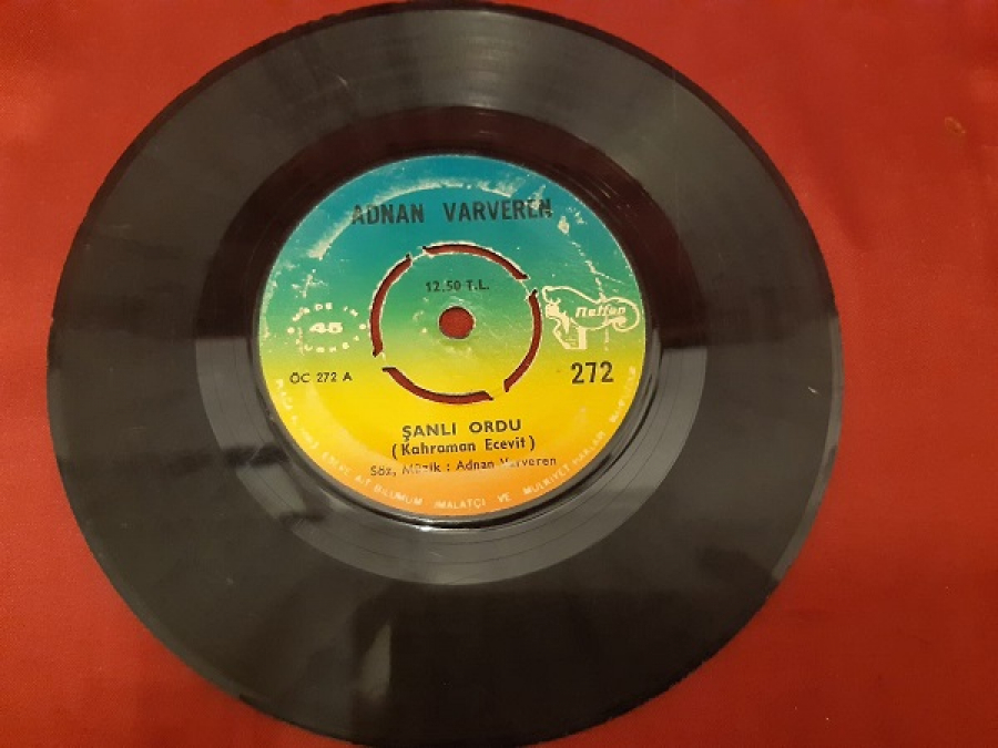 ADNAN VAR VEREN A: ŞANLI ORDU. B : AŞKINA SUSADIM YANDIM 