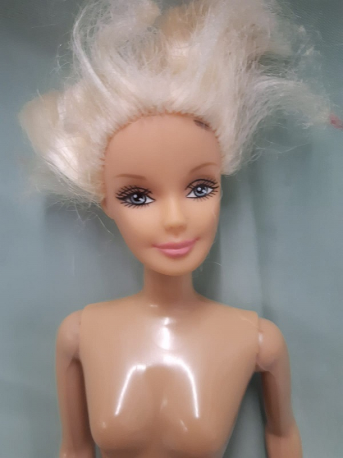 D F OYUNCAK ELBİSESİZ BEBEK 