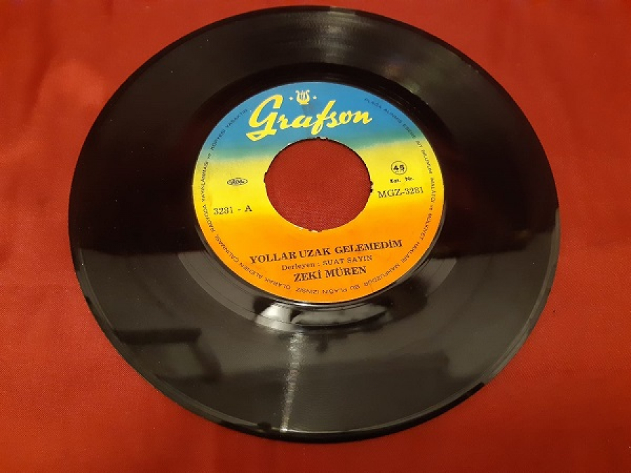 GRAFSON . ZEKİ MÜREN A YOLLAR UZAK GELEMEDİM B. SENİNLE BİR SON BAHAR 