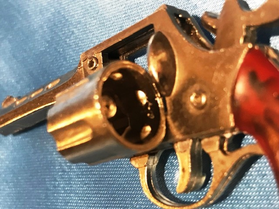 KAPSÜL PATLATAN MASKOT METAL TOPLU OYUNCAK TABANCA