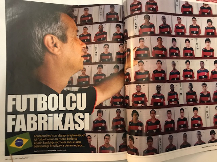 FOUR FOUR TWO FUTBOLU SEVENLERİN DERGİSİ AĞUSTOS 2007 SAYI: 17