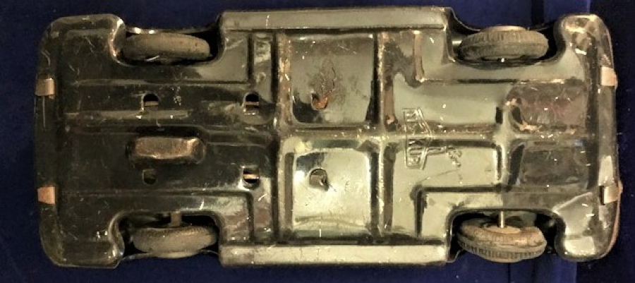 NEKUR YERLİ TENEKE OYUNCAK POLİS ARABASI 