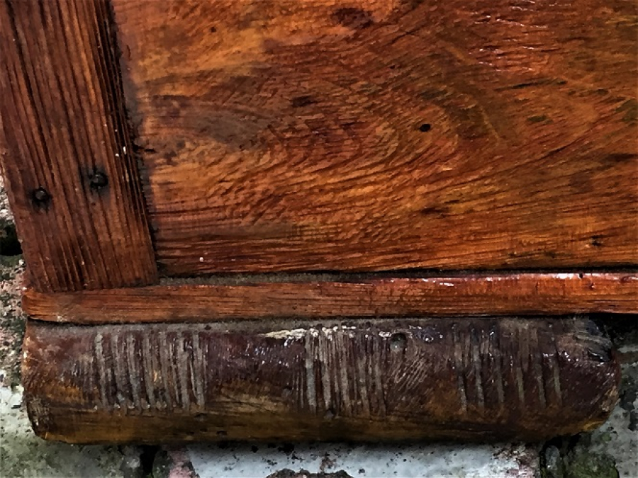 KOMPLE EL YAPIM KIRLANGIC KİLİT GECME  ÖNÜ DEMİR İŞ SÜSLEME CAM CIRA  ORTA BOY SANDIK