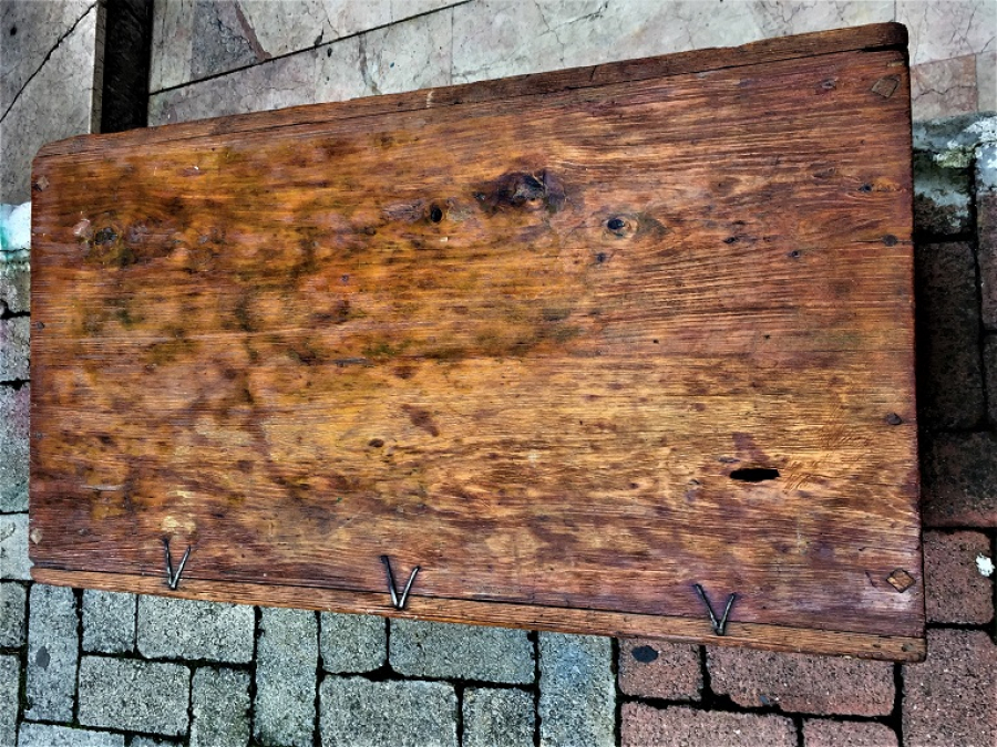 KOMPLE EL YAPIM KIRLANGIC KİLİT GECME  ÖNÜ DEMİR İŞ SÜSLEME CAM CIRA  ORTA BOY SANDIK