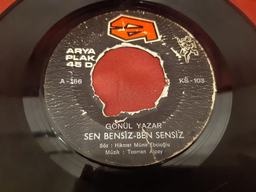 ARYA PLAK 45 D A - 186 GÖNÜL YAZAR BURUK ACI SEN BENSİZ - BEN SENSİZ 45 LİK YERLİ PLAK 