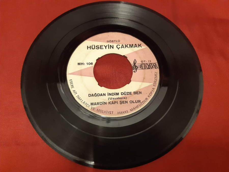DÖRTLÜ HÜSEYİN ÇAKMAK 4 ŞARKILI 45 LİK YERLİ PLAK 