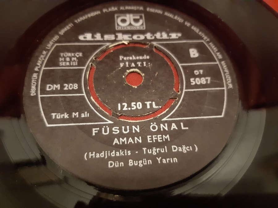 DİSKOTÜR FÜSUN ÖNAL  SENDEN BAŞKA   AMAN EFEM