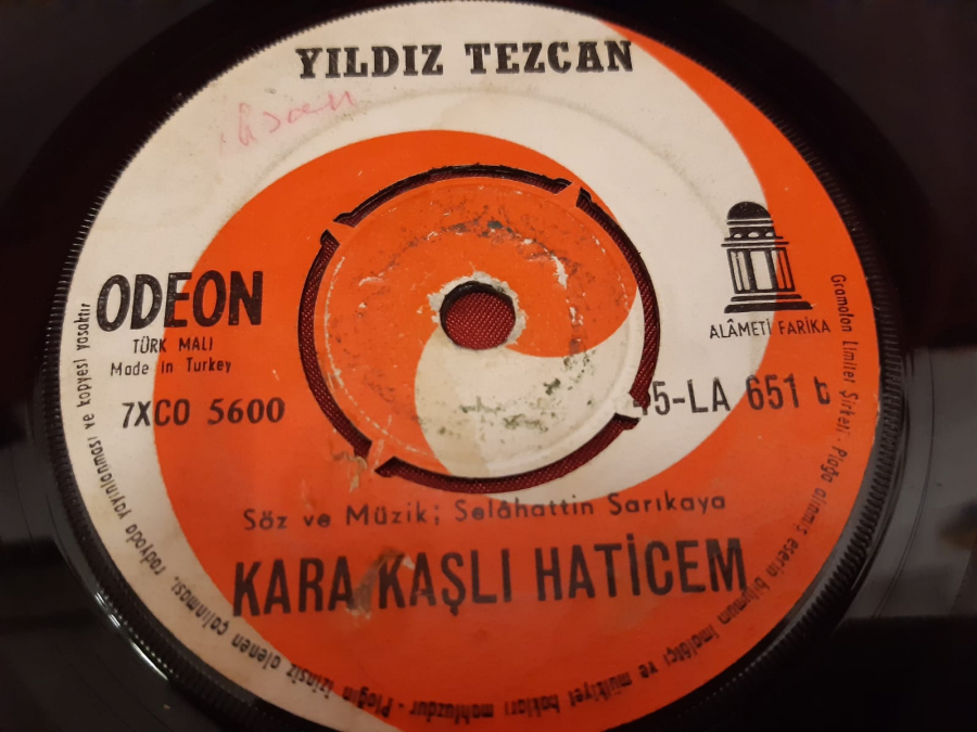 ODEON YILDIZ TEZCAN KARA KAŞLI HATİCEM  PERİŞANIM  45 LİK YERLİ PLAK 
