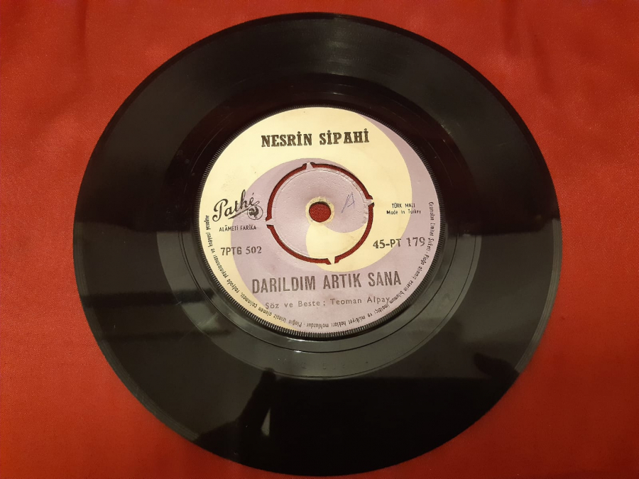 PATHE PLAK NESRİN SİPAHİ DARILDIM  ARTIK SANA 7PTG 503 MEYHANECİ 45 LİK YERLİ PLAK 