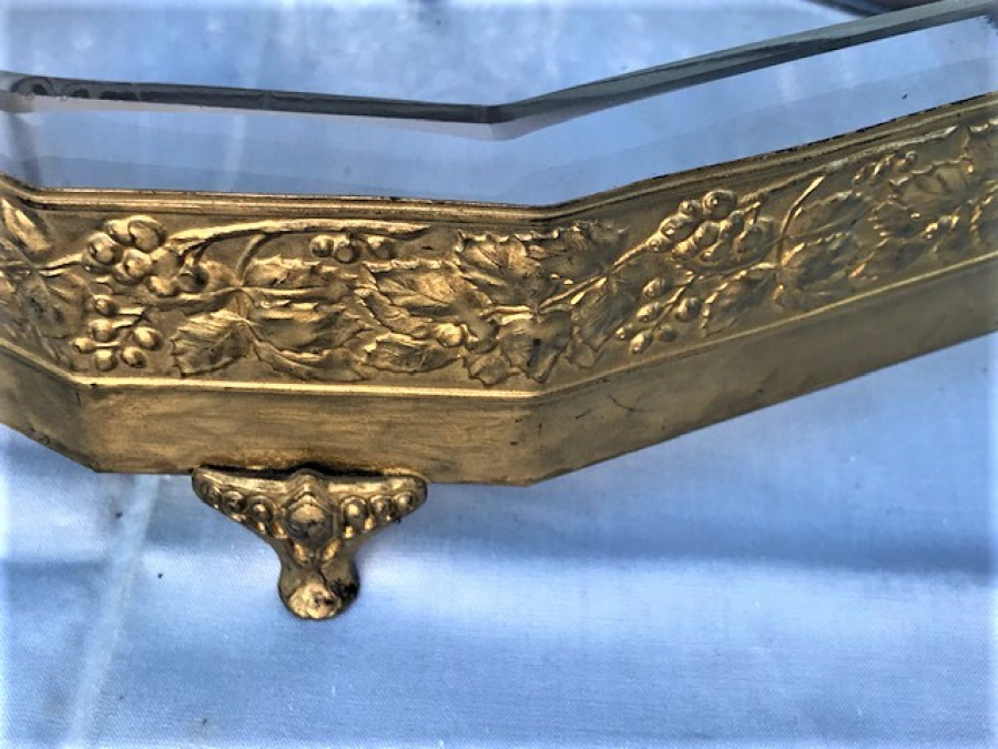 FRANSIZ  JARDİNYER METAL KISMI ALTIN VERMEY İÇİ CAM KASE