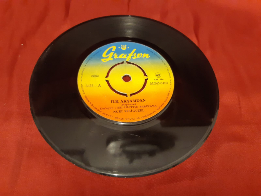 GRAFSON 3453 - A İLK AKŞAMDAN NURİ SESİ GÜZEL 3453 - B KADERİN OYUNU 45 LİK YERLİ PLAK 