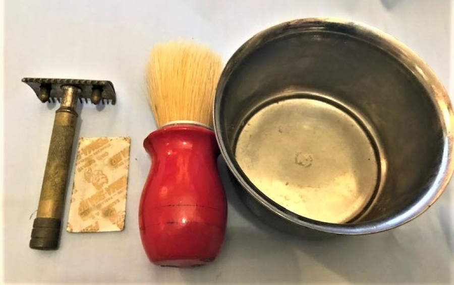 1960 YILLAR TRAŞ TAKIMI  JİLET TRAŞ TASI METAL MAKİNA AT KUYRUK KIL FIRCA