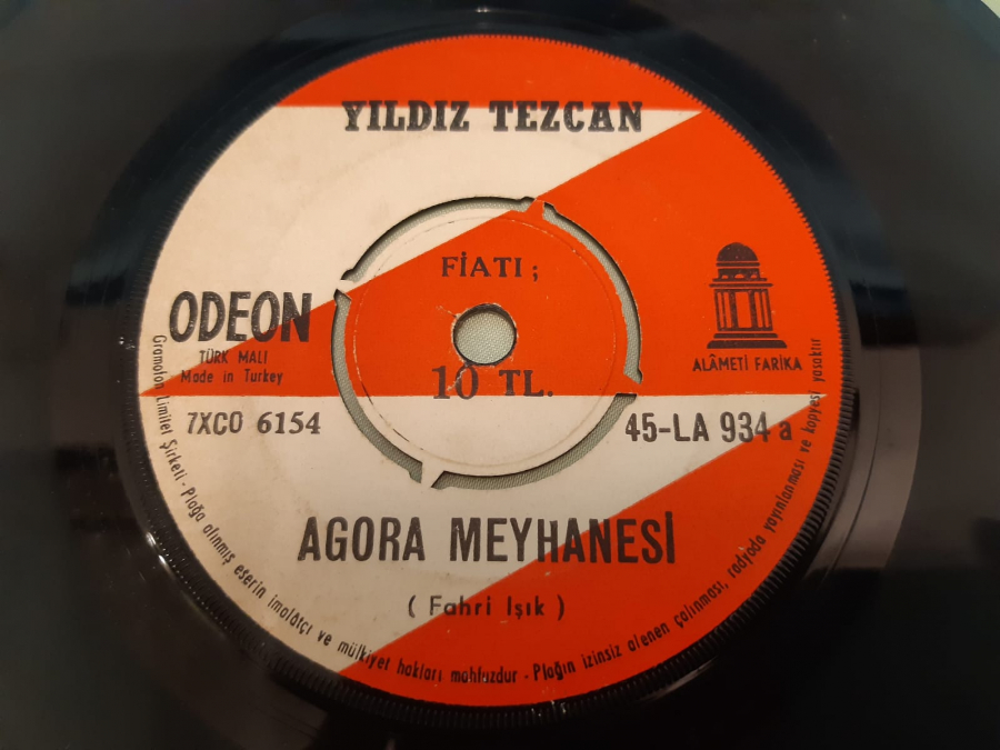 ODEON PLAK YILDIZ TEZCAN AGORA MEYHANESİ , ÖLMEK İSTİYORUM 45 LİK YERLİ PLAK 