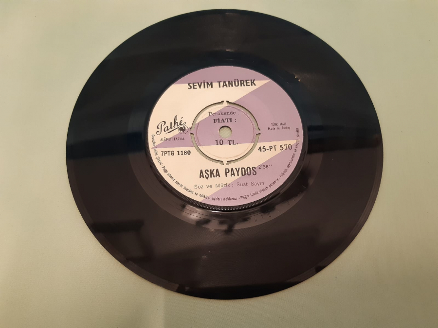 PATHE PLAK SEVİM TANÜREK İYİ GÜN DOSTUSUN SEN, AŞKA PAYDOS 45 LİK YERLİ PLAK 