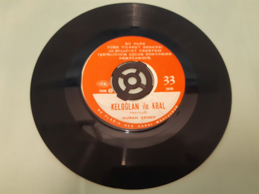 TÜRK MALİ PLAK NURAN ŞENER TOMBİŞ İLE TOTOŞ , KEL OĞLAN İLE KRAL 45 LİK YERLİ PLAK 