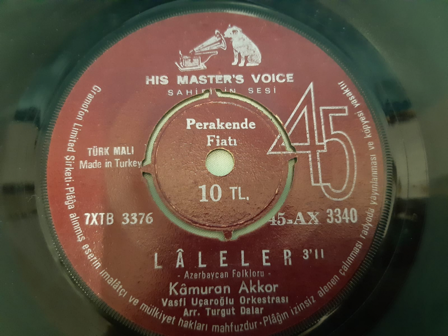 SAHİBİNİN SESİ KAMURAN AKKOR REYHAN , LALELER 45 LİK YERLİ PLAK 
