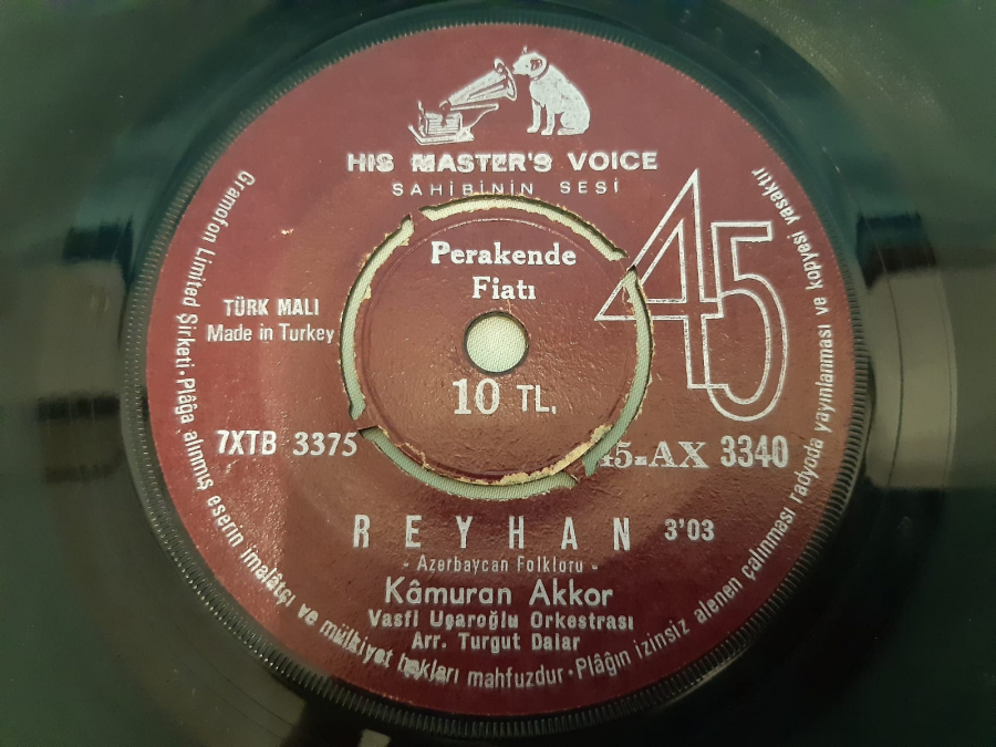 SAHİBİNİN SESİ KAMURAN AKKOR REYHAN , LALELER 45 LİK YERLİ PLAK 