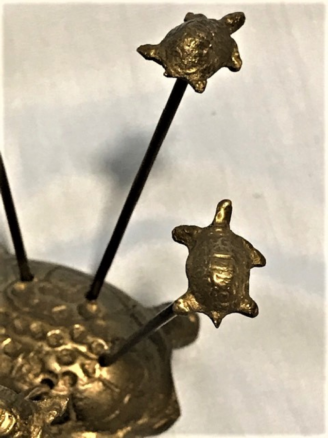 BRONZ KAPLUNBAGA VE YAVRULARI KANEPE TADIM 6 AD KURDANLARI 