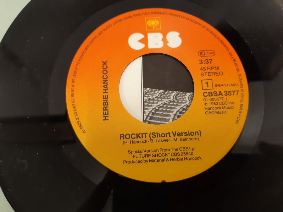 CBS PLAK HERBIE HANCOCK ROCKIT SHORT VERSİON , LONG ALBUM VERSİON 45 LİK YABANCI PLAK 