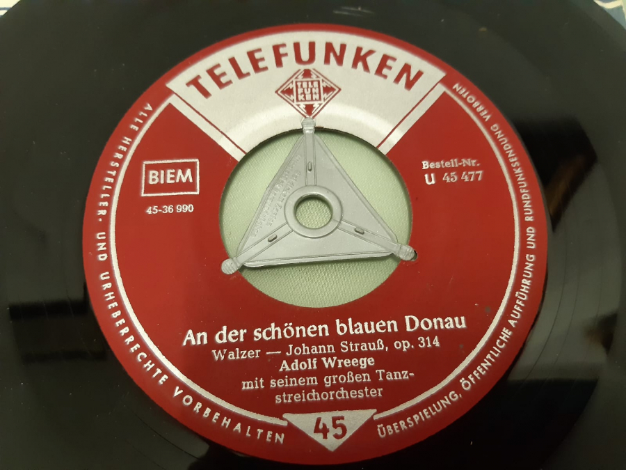 TELEFUNKEN PLAK ADOLF WREEGE KAİSER - WALZER AN DER SCHÖNEN BLAUEN DONAU 45 LİK YABANCI PLAK 