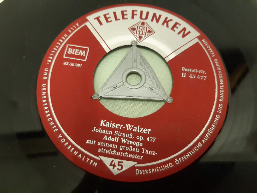 TELEFUNKEN PLAK ADOLF WREEGE KAİSER - WALZER AN DER SCHÖNEN BLAUEN DONAU 45 LİK YABANCI PLAK 