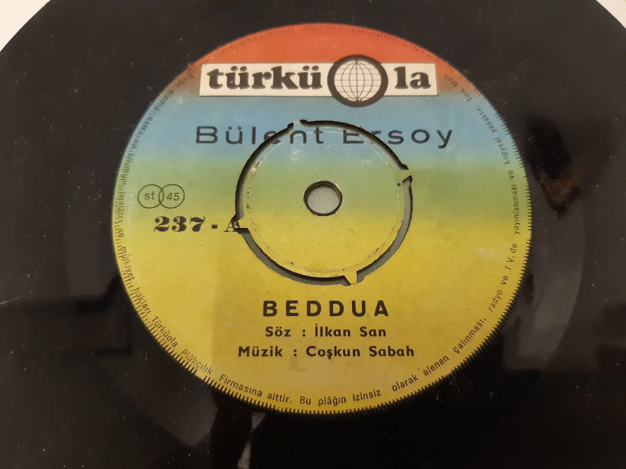 TÜRKÜ LA BÜLENT ERSOY BEDDUA , İŞTE BİZİM HİKAYEMİZ 45 LİK YERLİ PLAK 