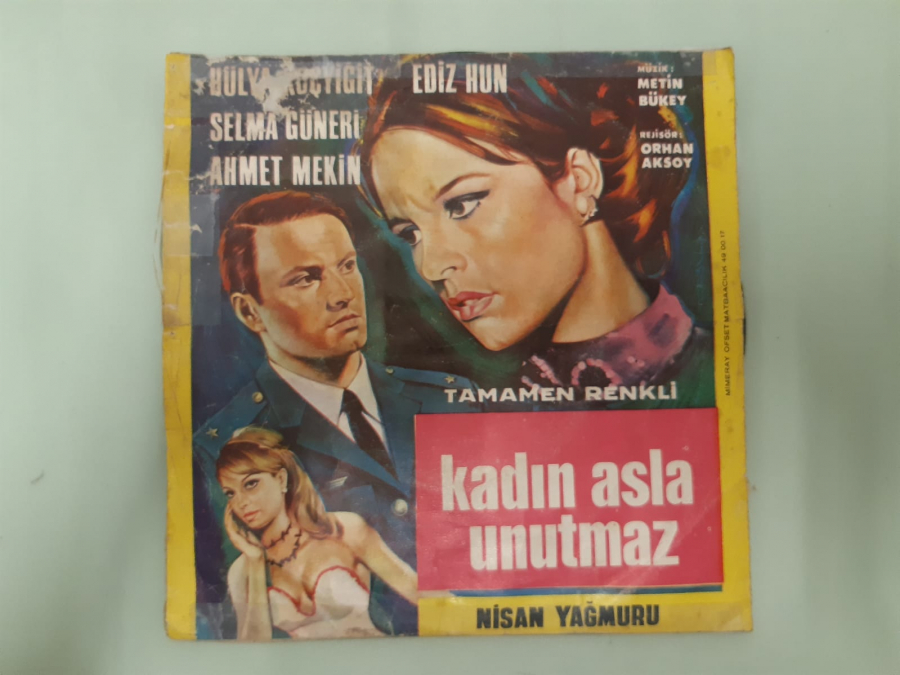 GÖNÜL YAZAR SABAH YILDIZI , NİSAN YAĞMURU 45 LİK YERLİ PLAK 