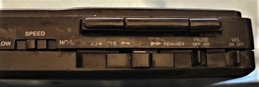 SONY MİKRO KASET KAYIT VE DİNLEME TEYP 2 KALEM PİL GAZETECİ TEYP