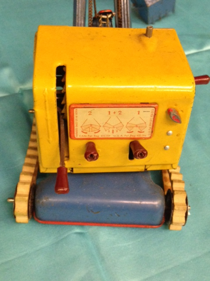 MEKANİK CALIŞAN KEPCELİ TENEKE OYUNCAK VİNC GERMANY MFZ  MARTİN FUCHS 1950