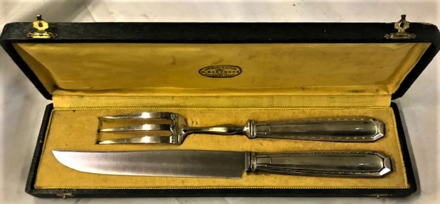 ACİER  FORGE MASA SERVİS TAKIMI BICAK CATAL TAKIMI SAF AYAR GÜMÜŞ SAP DAMGALI ORJİNAL KENDİ İPAK KAPLAMA DERİ KUTUSUNDA 