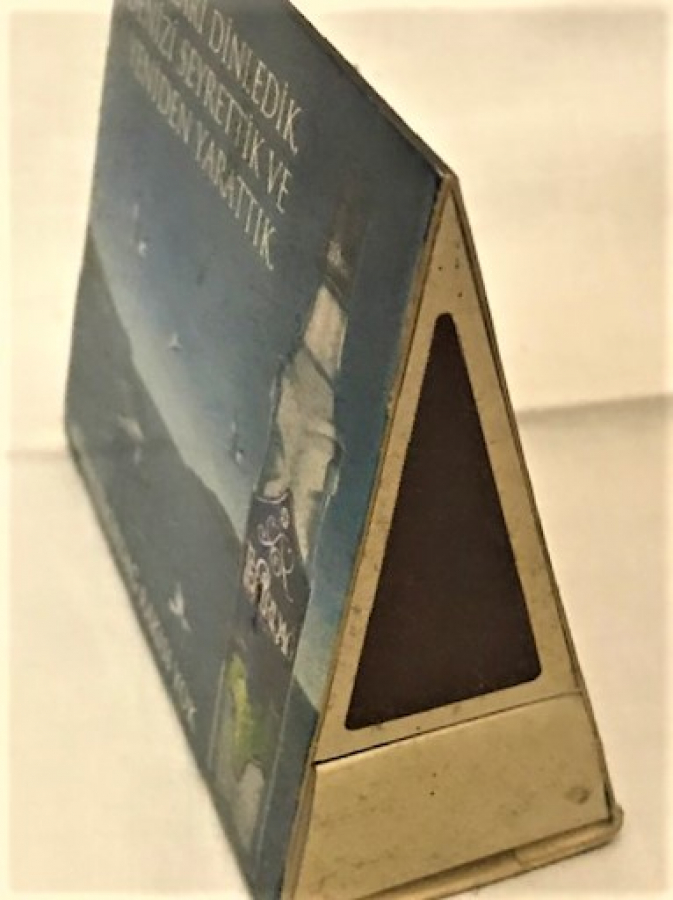 BAŞKA TEKİRDAG RAKI SI YAZAN REKLAMLI EV ŞEKLİNDE KARTON CİFT KUTULU KİBRİT 