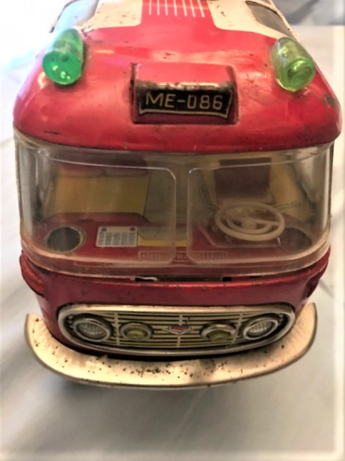 TENEKE PİLLİ  ALTTAN HAREKET KONUMLU OYUNCAK YOLCU OTOBUSU SHANGHAI ME 086