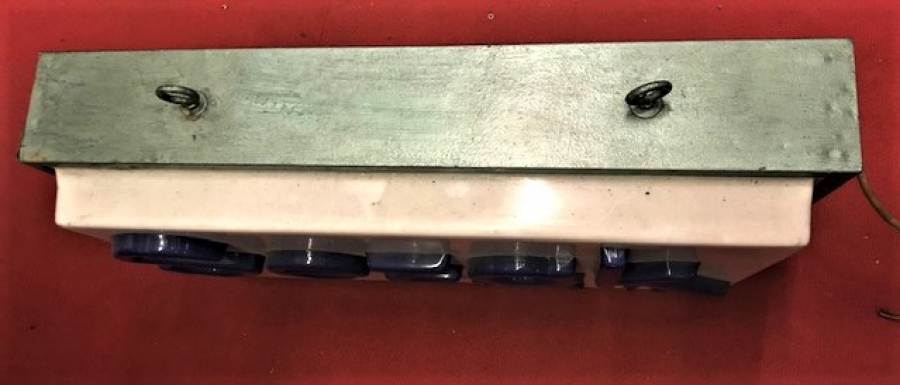 1970 SEZAK HALILARI REKLAMLI SATIŞ YERİ IŞIKLI FİBERGLAS DUKKAN BAYİİ REKLAM TABELA 