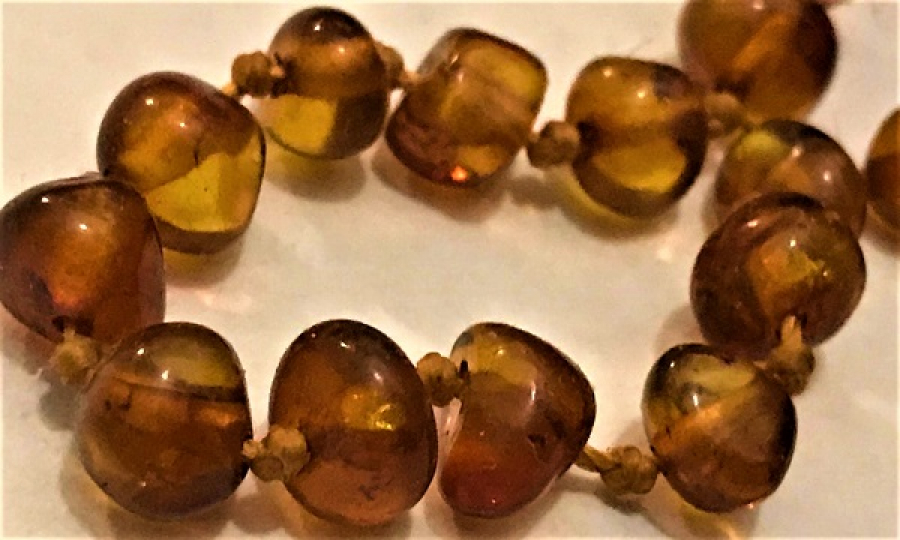 KEHRİBAR AMBER BİLEKLİK 23 PARCA TANEDEN DİZİLİ 16 CM BOYUNDA