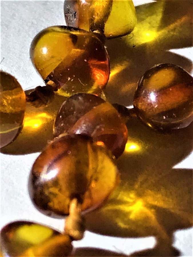 KEHRİBAR AMBER BİLEKLİK 23 PARCA TANEDEN DİZİLİ 16 CM BOYUNDA