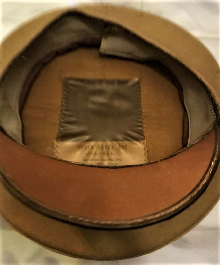 1950 YILLARDA PTT POSTA MEKTUP DAGITICILARININ TAKTIGI  ŞAPKA 