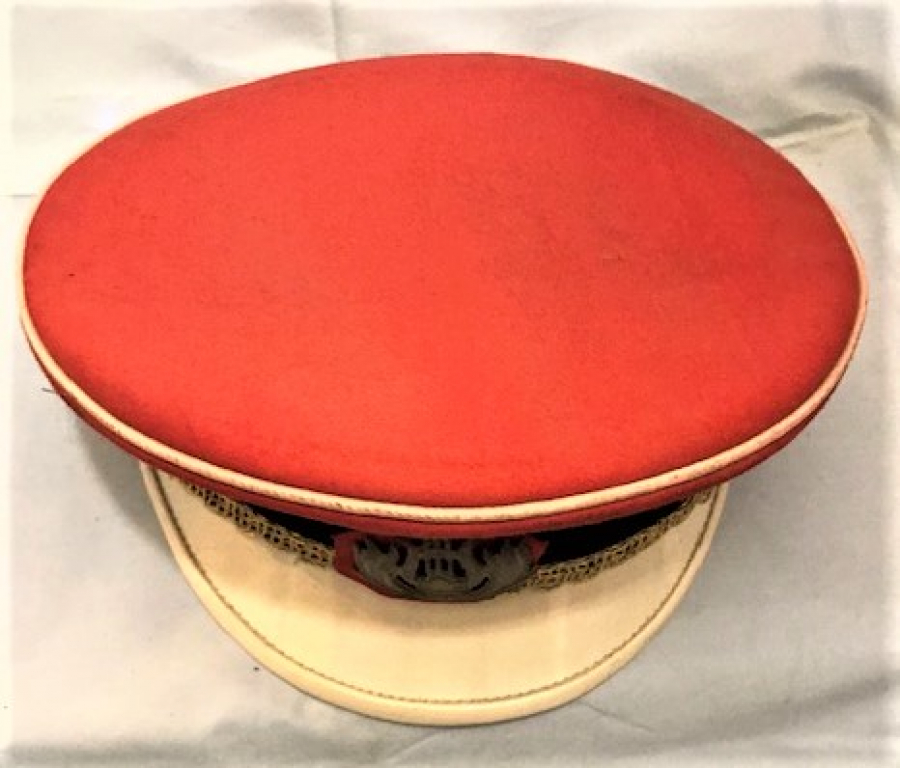 1940 YILLARDA TALEBELERİN OKUL ŞAPKA